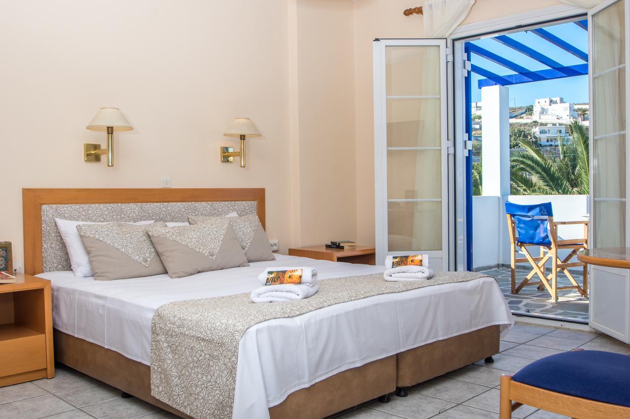 Hotel Syros Atlantis à Vári Extérieur photo