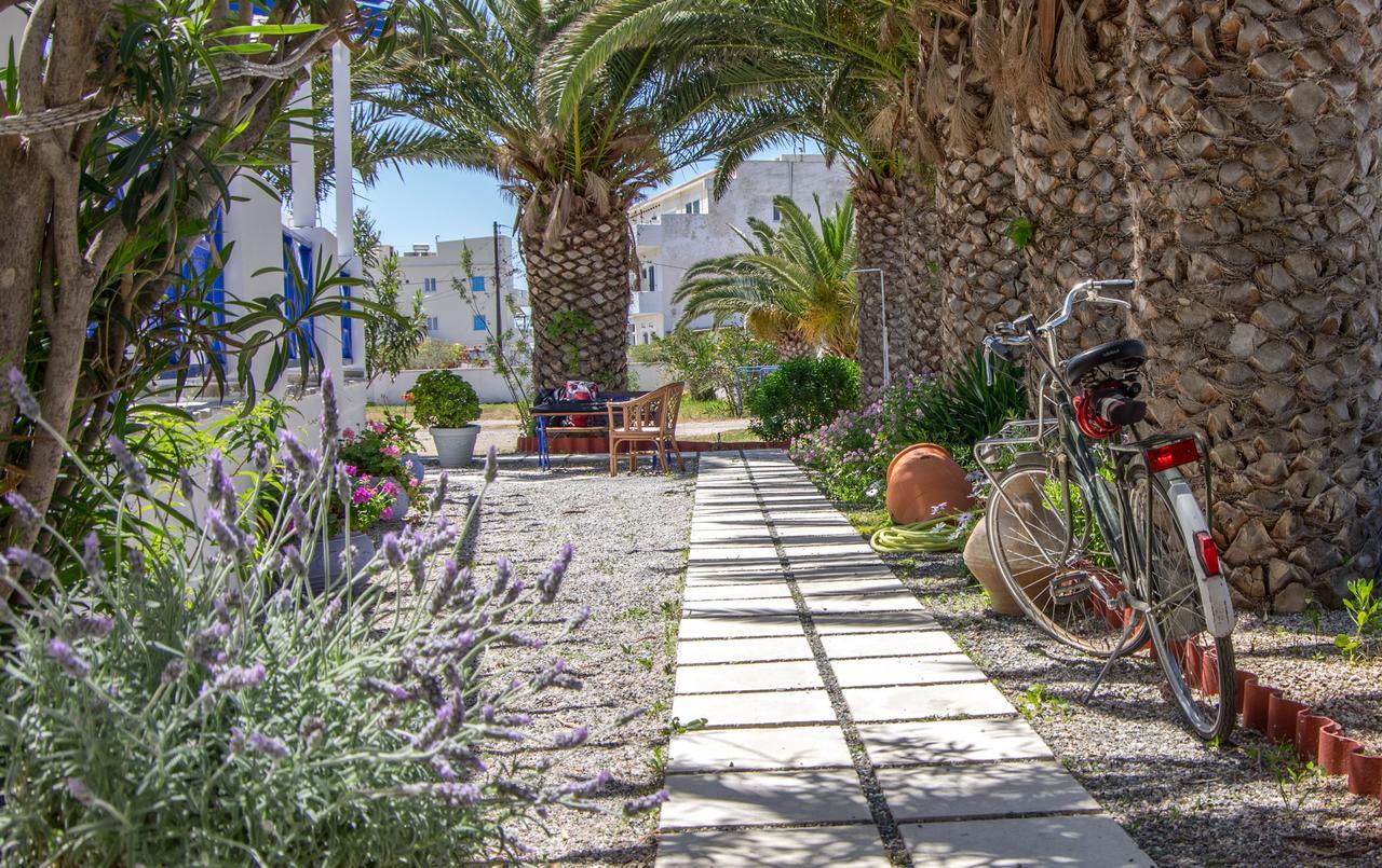 Hotel Syros Atlantis à Vári Extérieur photo