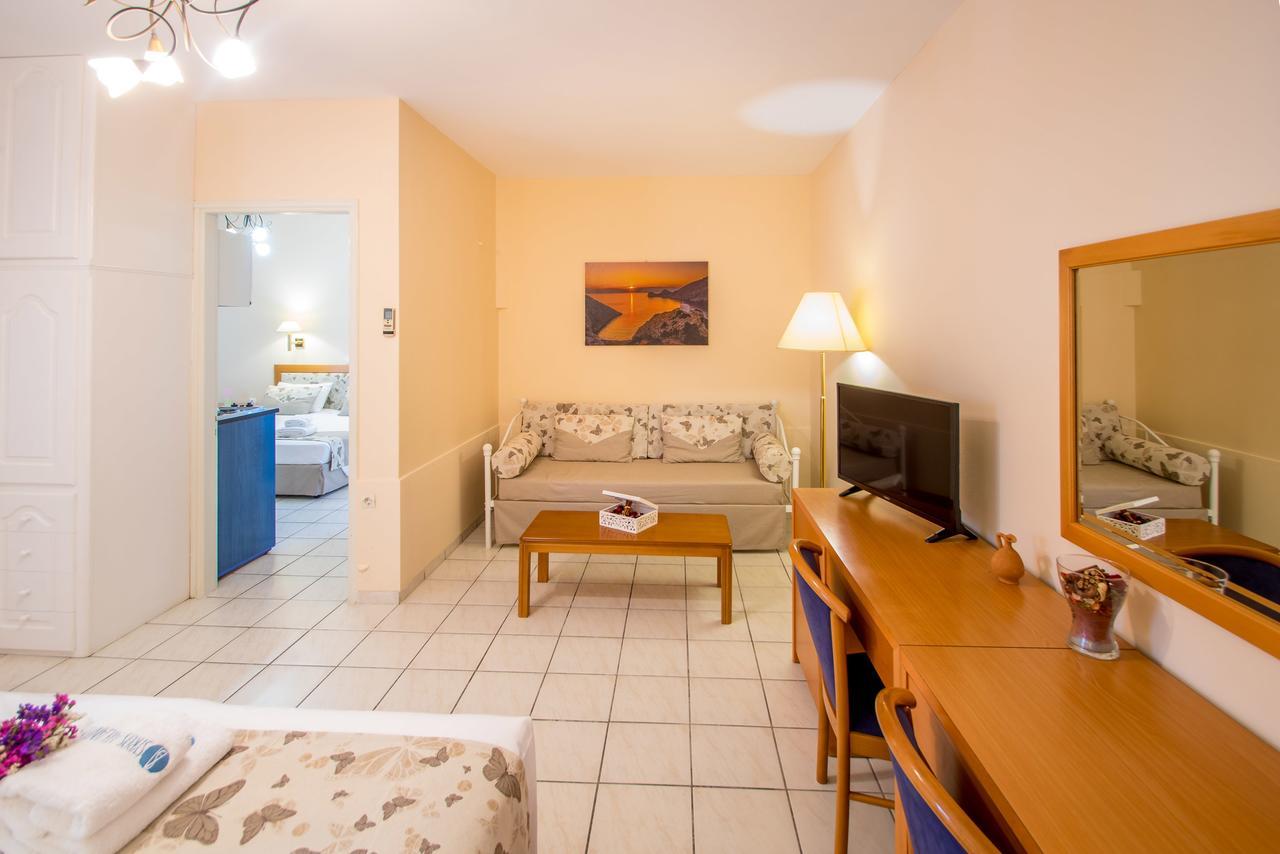 Hotel Syros Atlantis à Vári Extérieur photo
